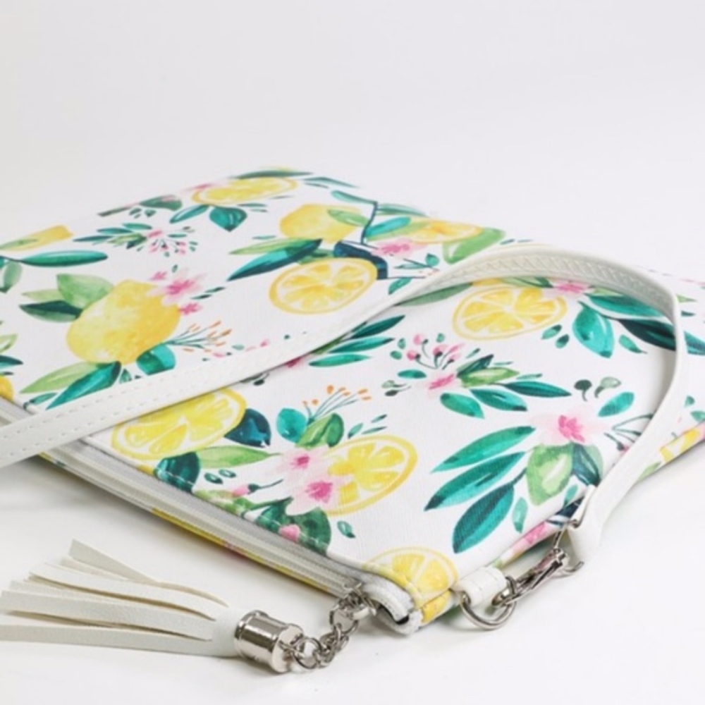 Lemon Love Crossbody/clutch - Picture 2 of 4